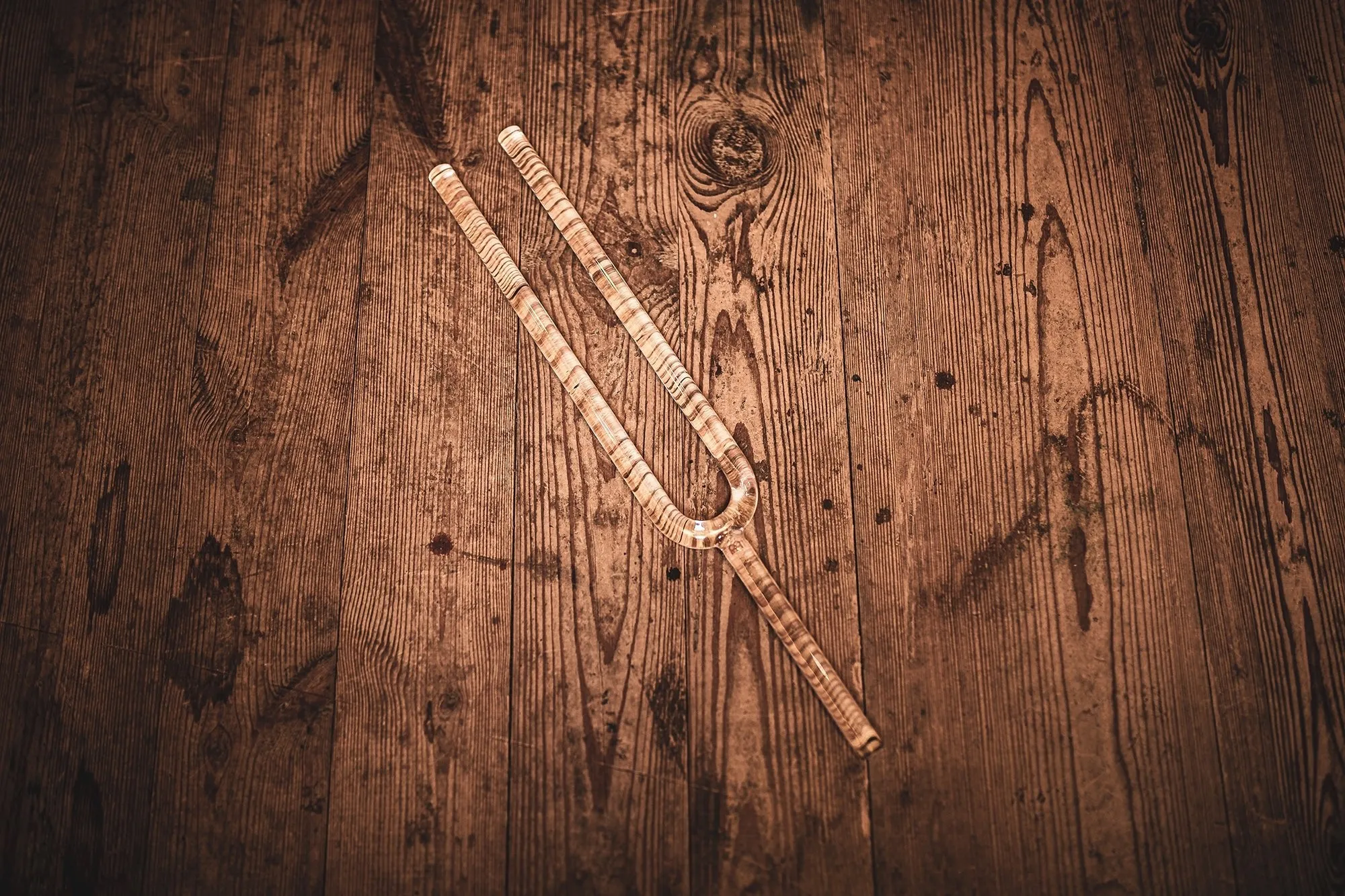 15” Crystal Quartz Tuning Fork Note F 20 mm