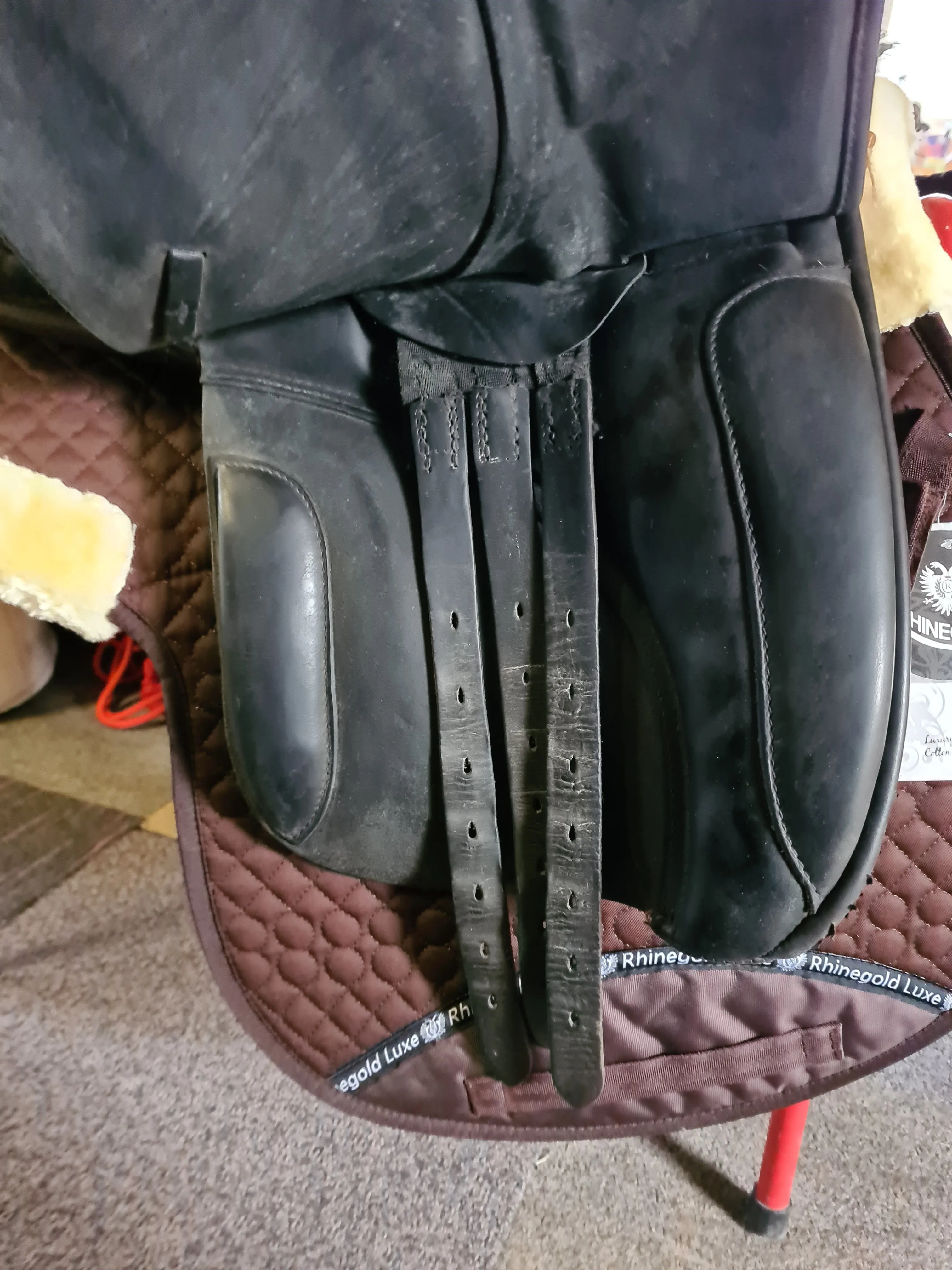 17" Manor House Staight Cut Working Hunter Saddle