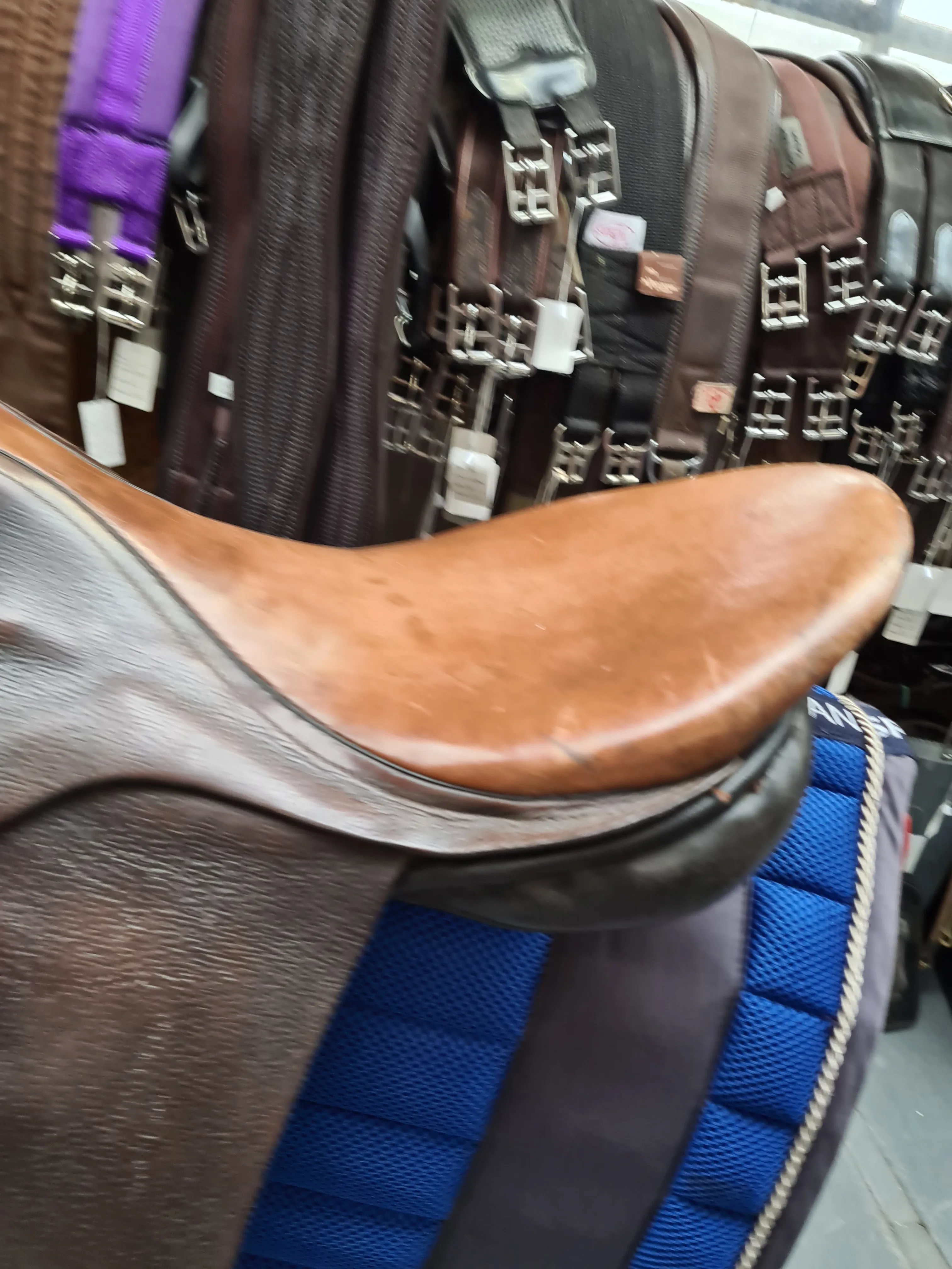 18" English saddle med/wide fit Brown