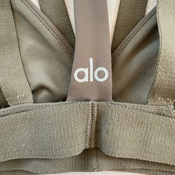 Alo Yoga Nadi Bra