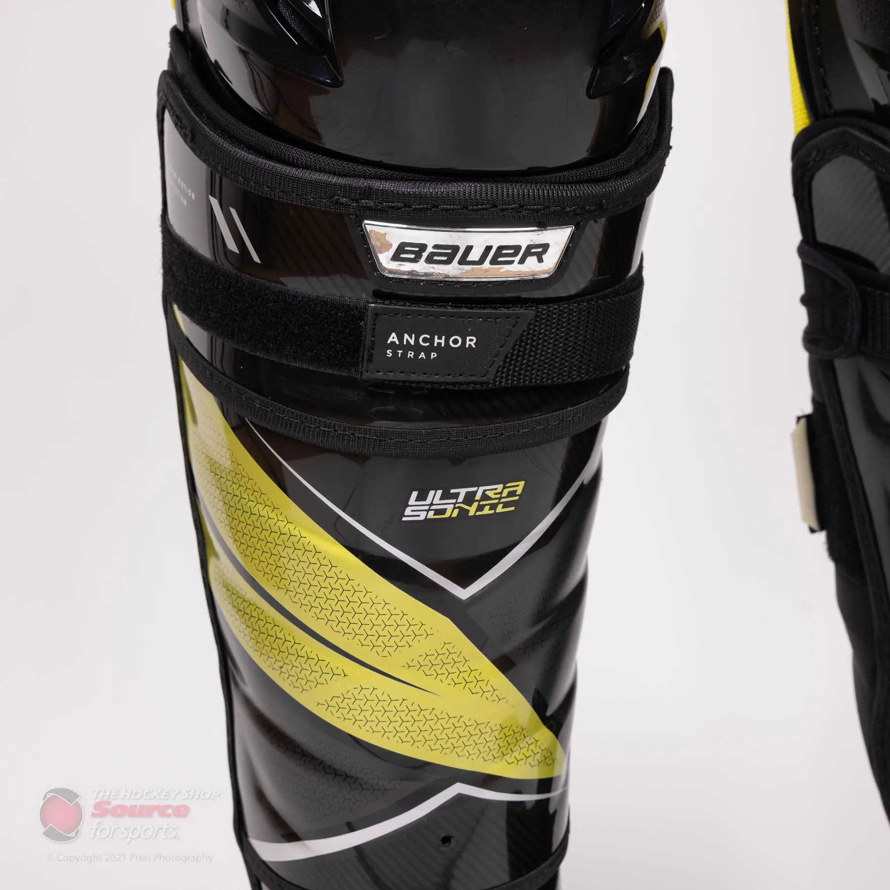 Bauer Supreme UltraSonic Senior Hockey Shin Guards