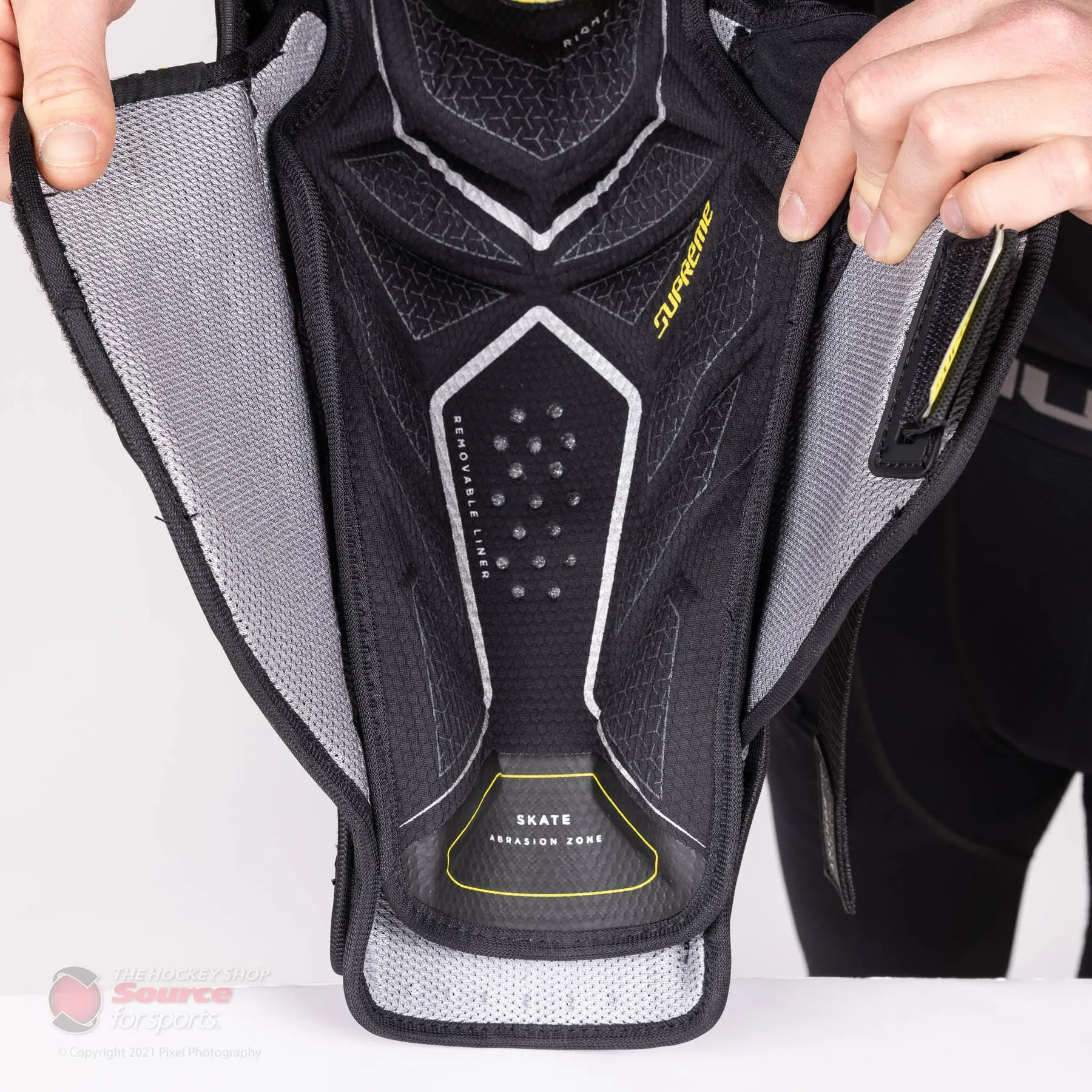 Bauer Supreme UltraSonic Senior Hockey Shin Guards