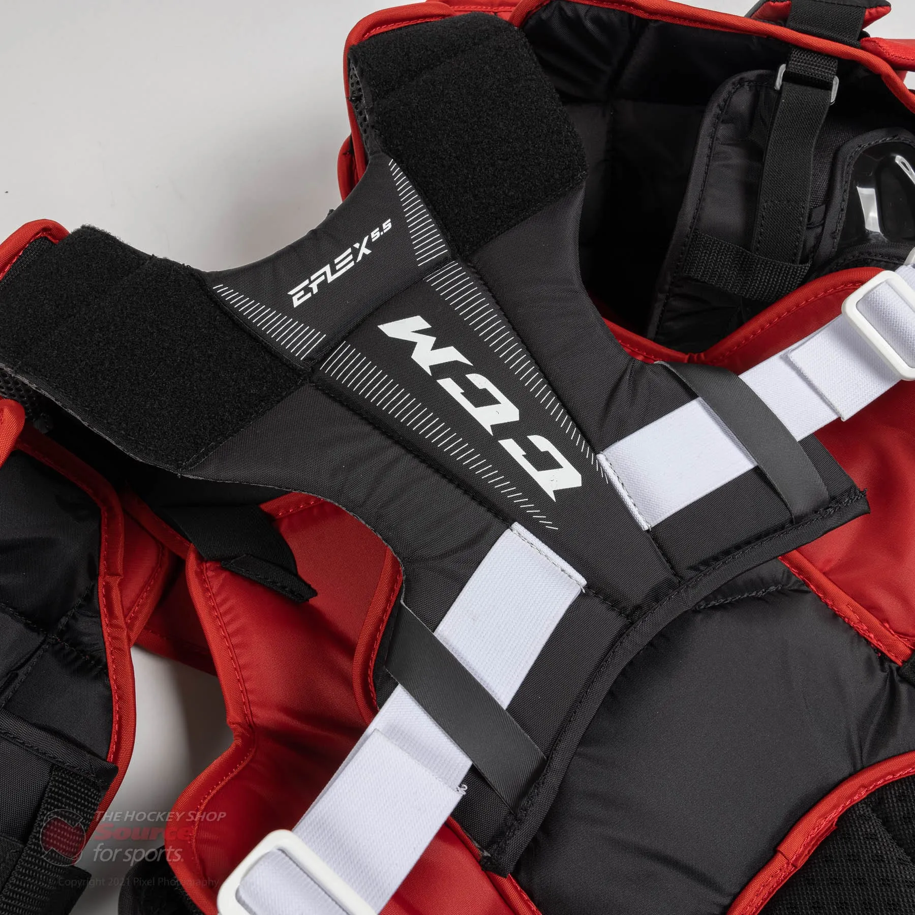 CCM Extreme Flex E5.5 Junior Chest & Arm Protector - Source Exclusive
