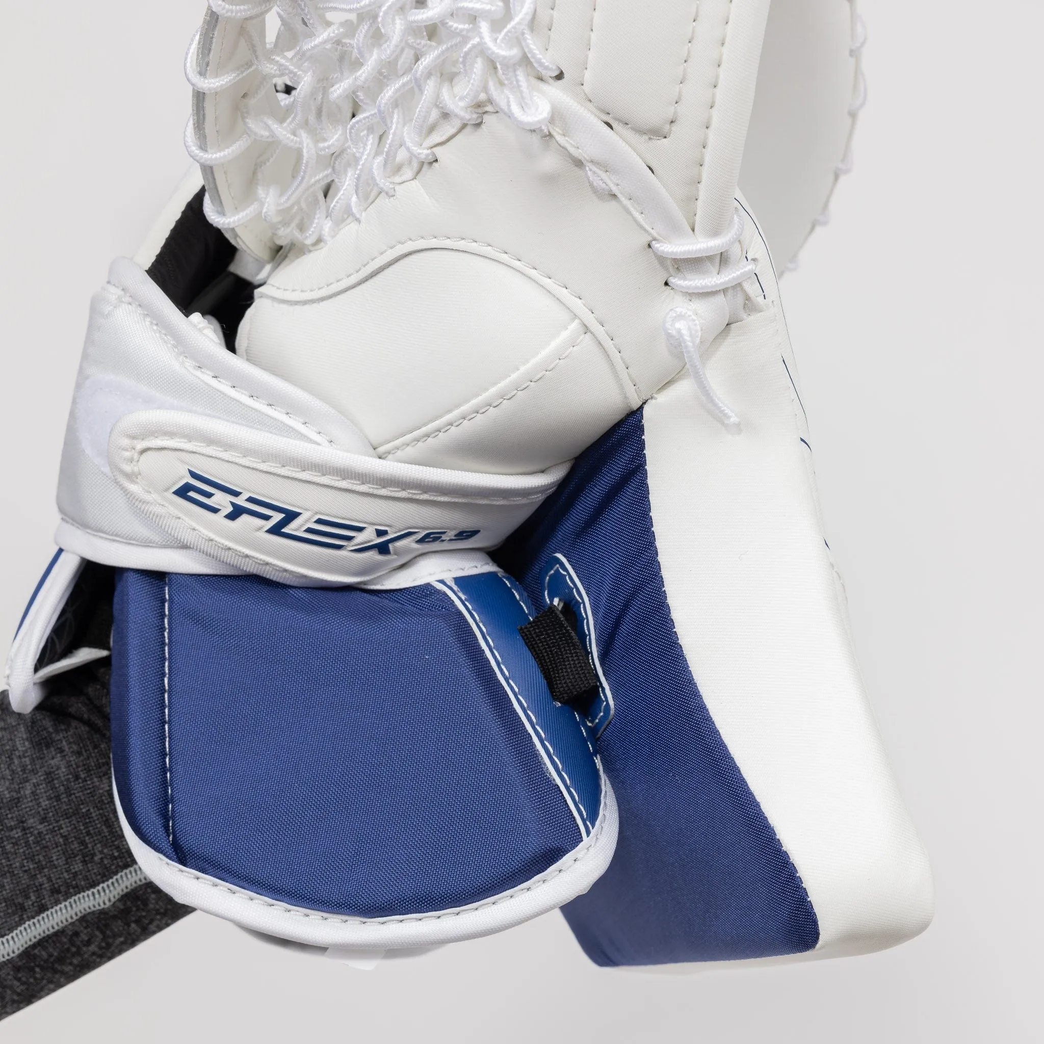 CCM Extreme Flex E6.9 Senior Goalie Catcher