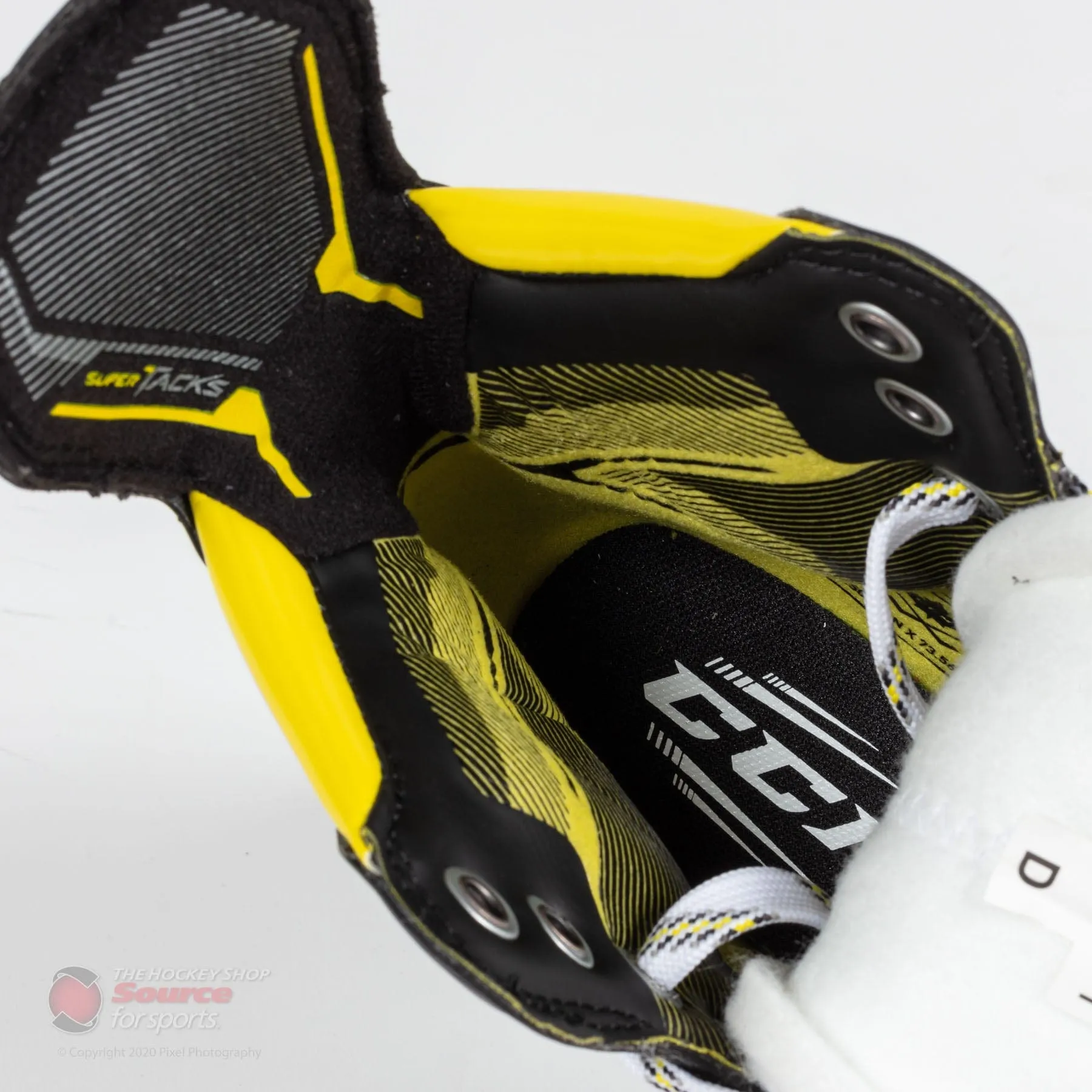 CCM Super Tacks Vector Plus Junior Hockey Skates - 2020