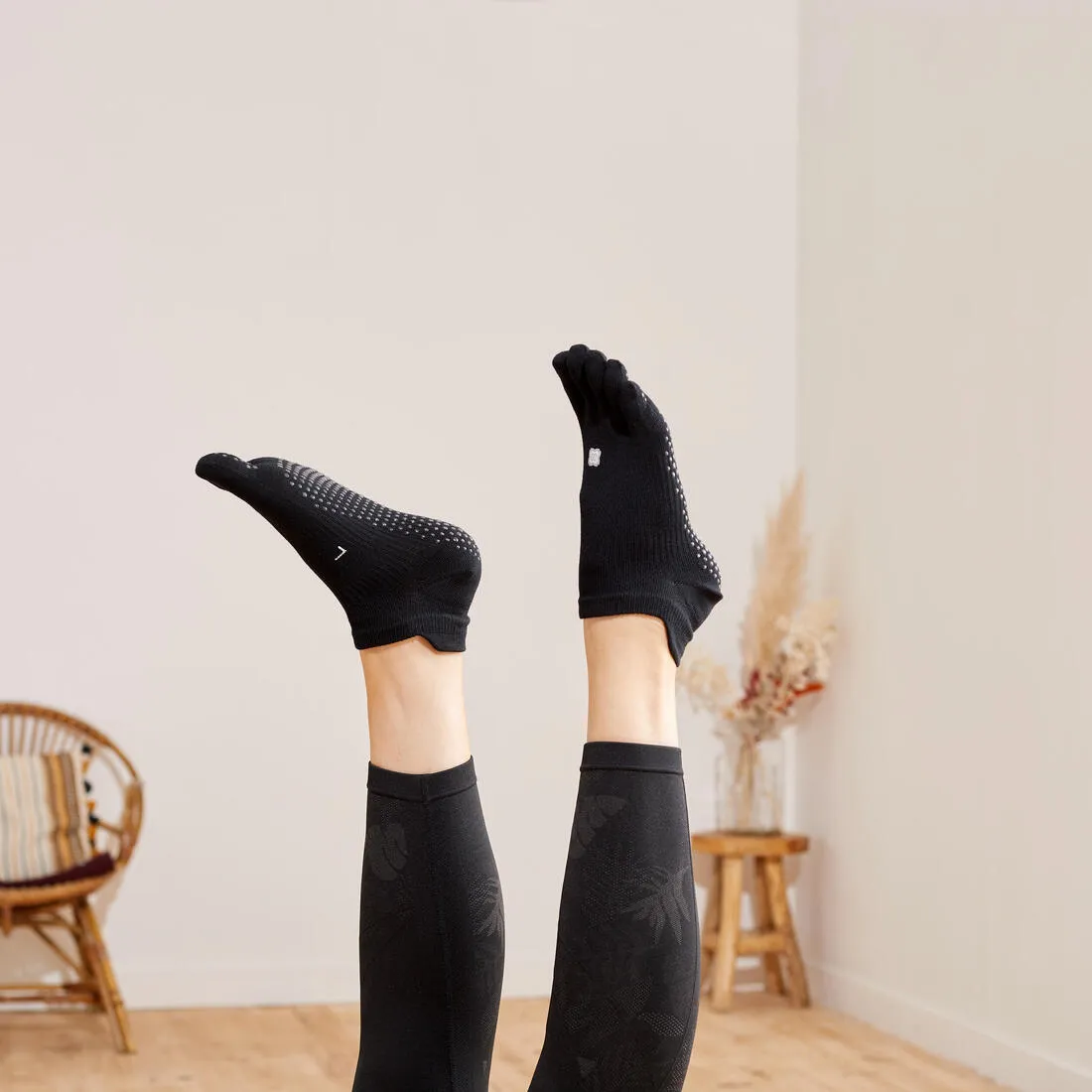 CHAUSSETTES YOGA 5 DOIGTS ANTIDERAPANTES GRIS CHINE
