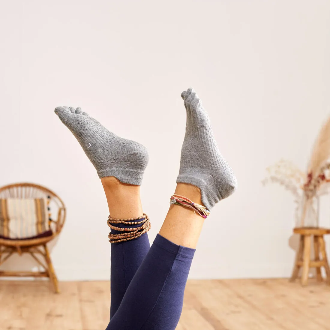 CHAUSSETTES YOGA 5 DOIGTS ANTIDERAPANTES GRIS CHINE