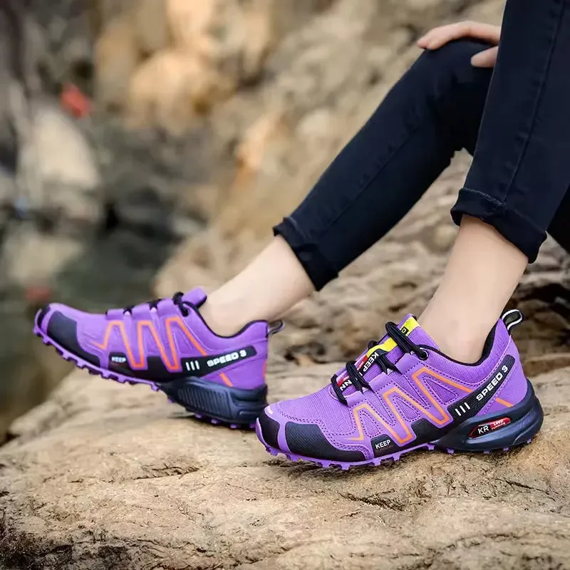 Chloé - Comfort Trail Shoes