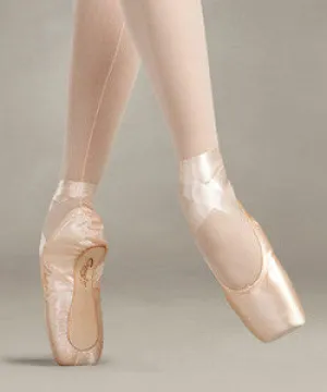 Glisse Pointe Shoe - Size 8.5WW (Fits Ladies Size 7.5 to 8, Average Width)