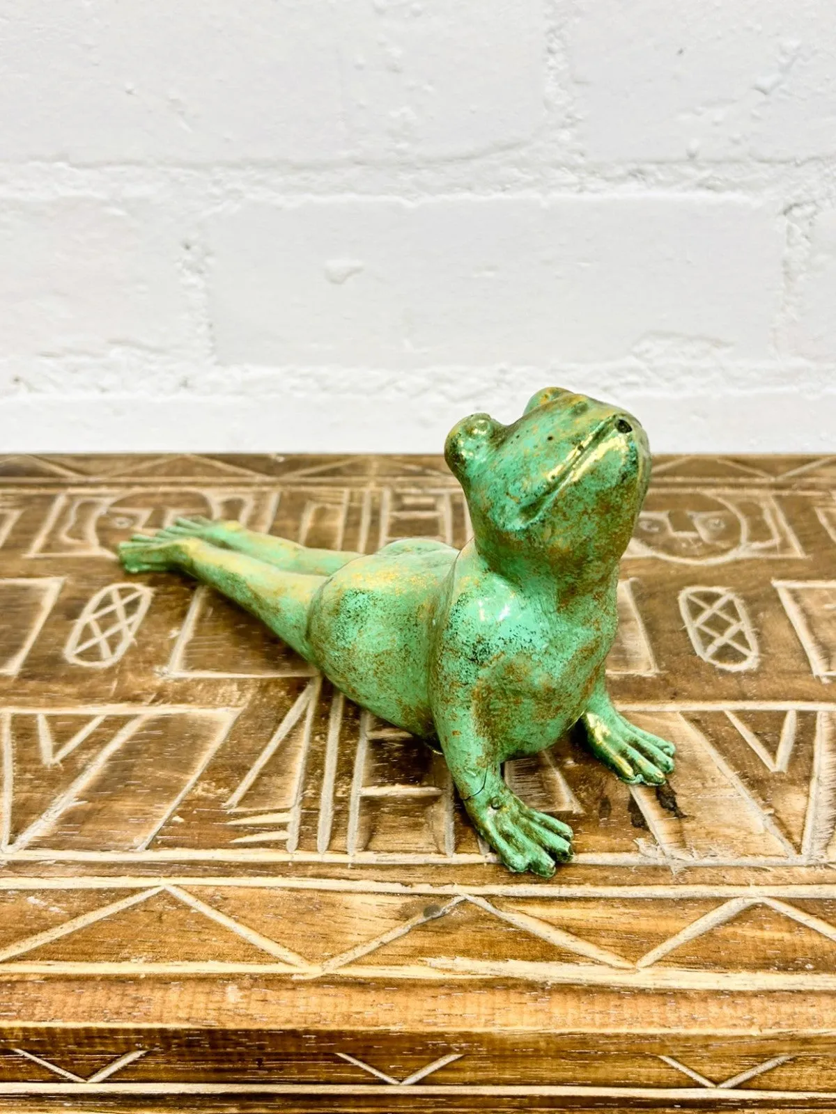 Gold Cobra Yoga Frog