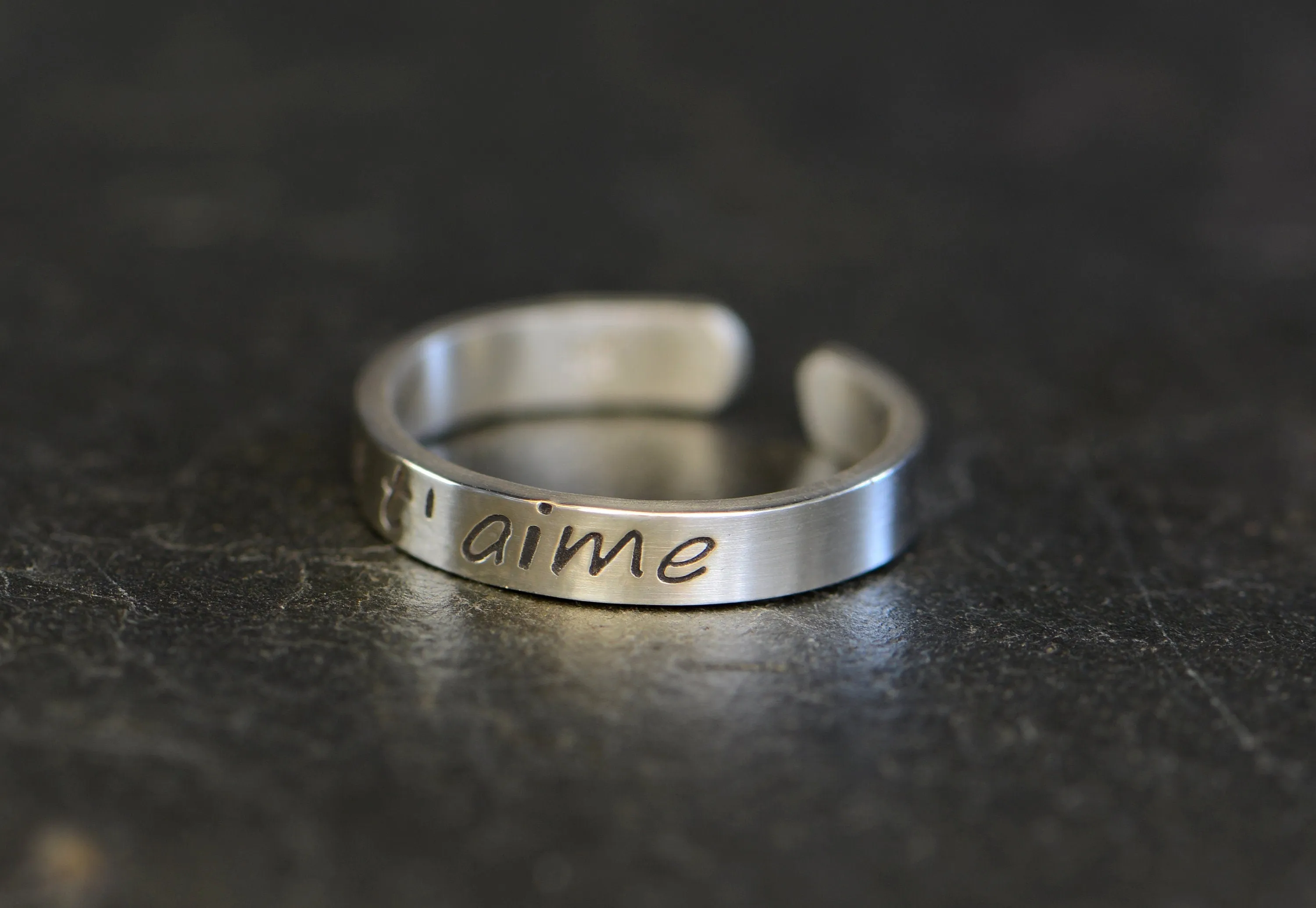 Je t’amine Sterling Silver Toe Ring handcrafted in French for Love