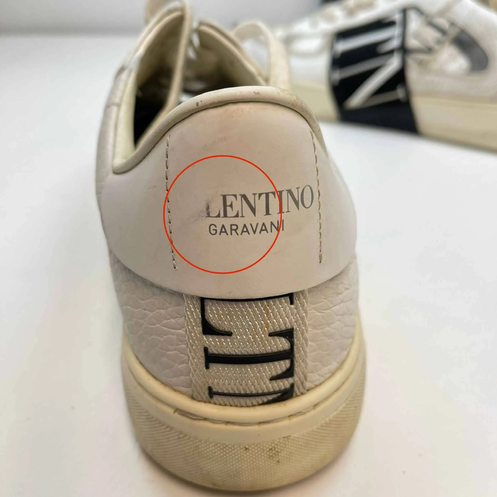 Men's Vl7N Low Trainers White Size EU 44 / UK 10