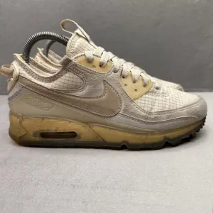 Nike Air Max 90 Terrascape Womens Size 7.5 Shoes Light Bone Athletic Trainers
