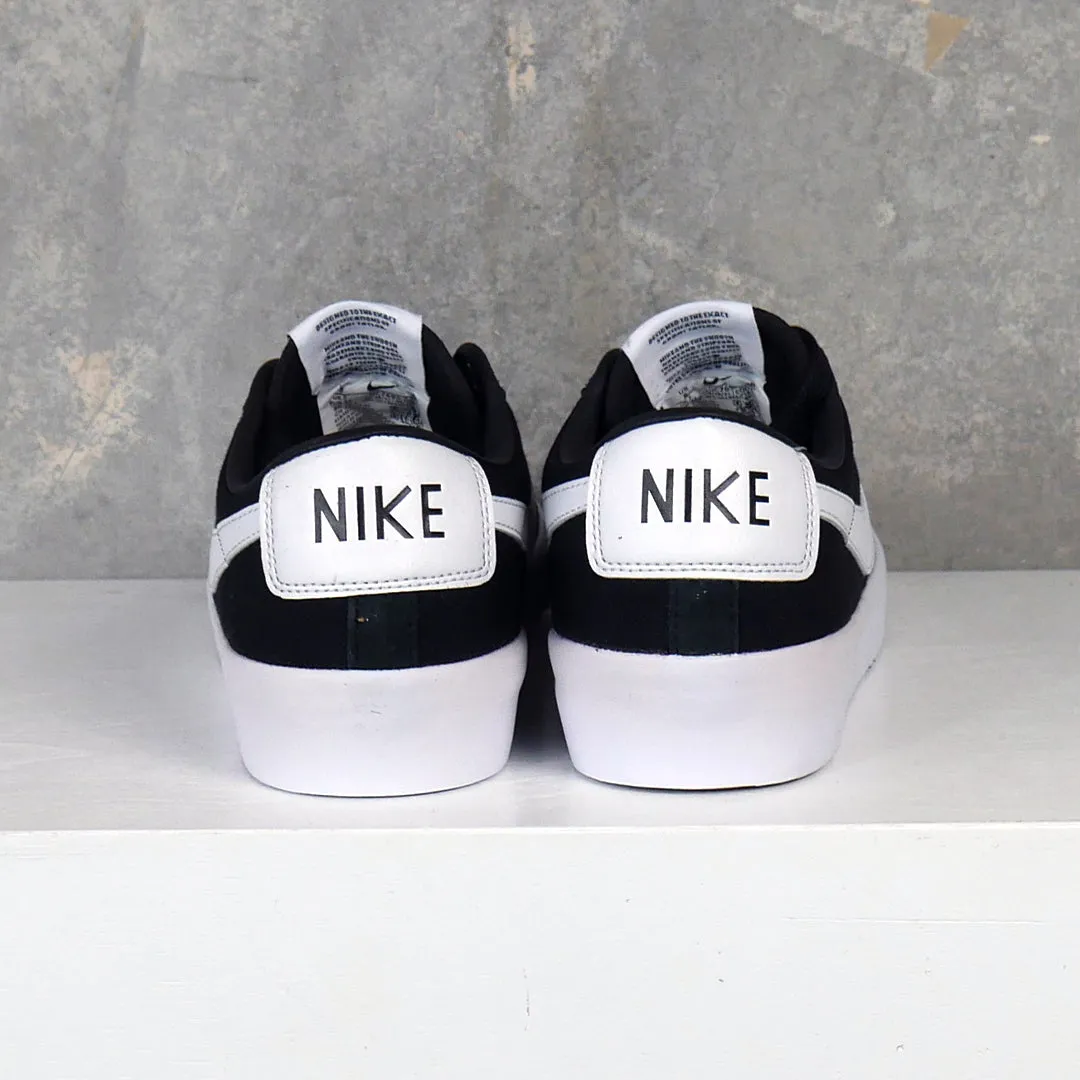 Nike SB Zoom Blazer Low Pro GT (Black/Black/White)