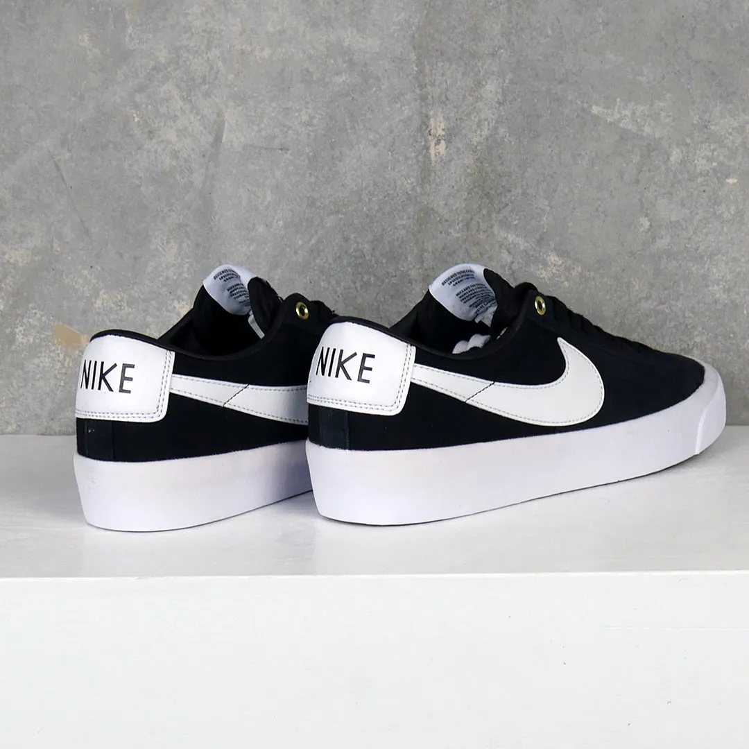 Nike SB Zoom Blazer Low Pro GT (Black/Black/White)