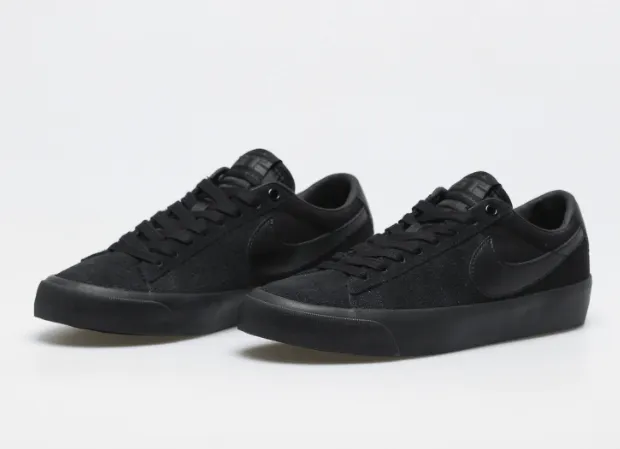 NIKE SB ZOOM BLAZER LOW PRO GT
