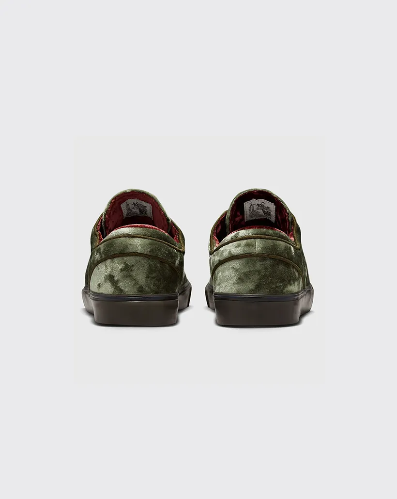 Nike SB Zoom Janoski OG  ‘City of Cinema’ Shoe