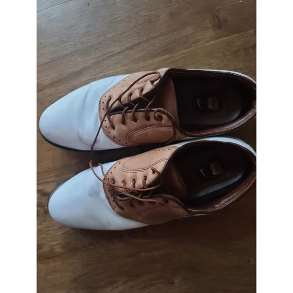 Nike ZoomAir Kempshall Mens 11 golf shoes leather oxford