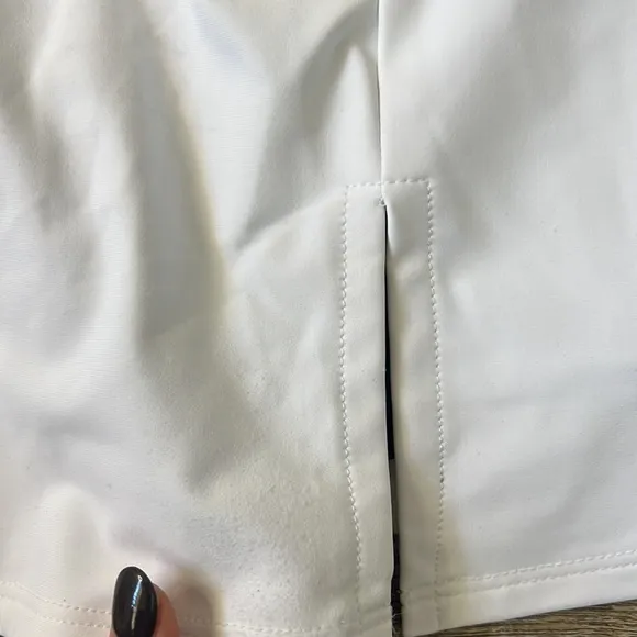 NWT Carbon38 White &amp; Black Tennis Skirt Size Large