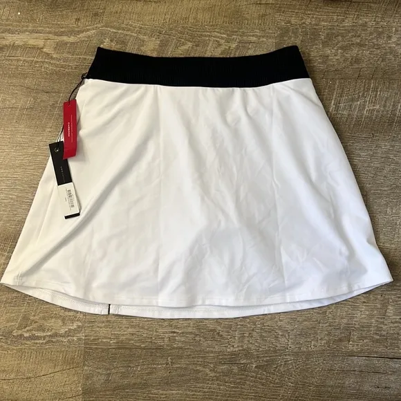 NWT Carbon38 White &amp; Black Tennis Skirt Size Large