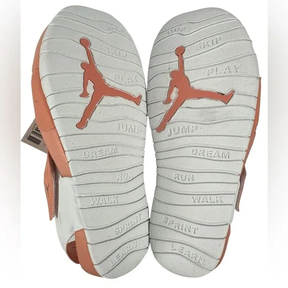 NWT Jordan Flare PS Light Madder Root Orange Peach
