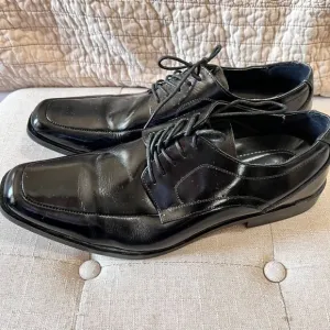 Stacy Adams Sz 13M Black Leather upper,  Square Toe Men Oxford shoes