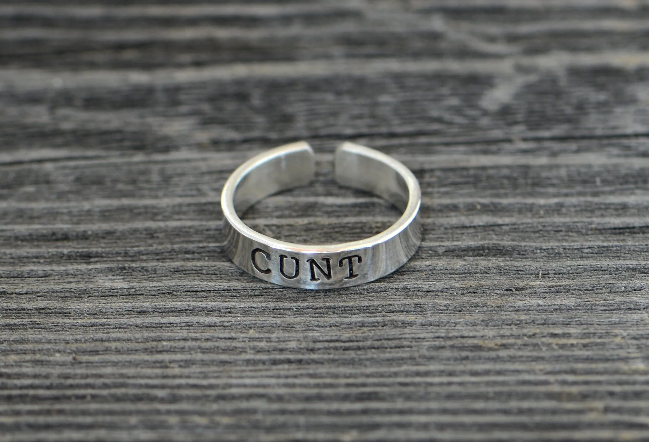 Sterling silver cunt toe ring