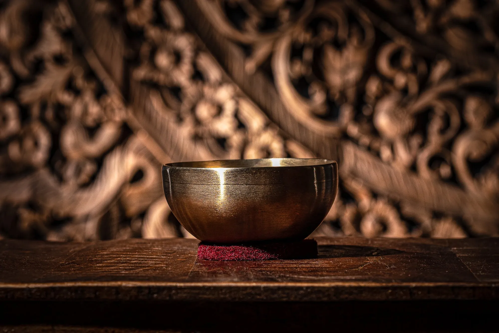 Universal Handcrafted Singing Bowl 4.7" / 400g