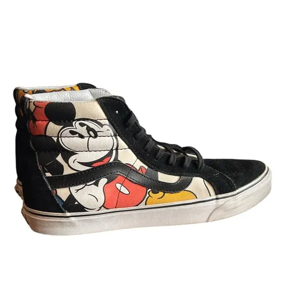 VANS Disney x Sk8-Hi Mickey and Friends Size 11