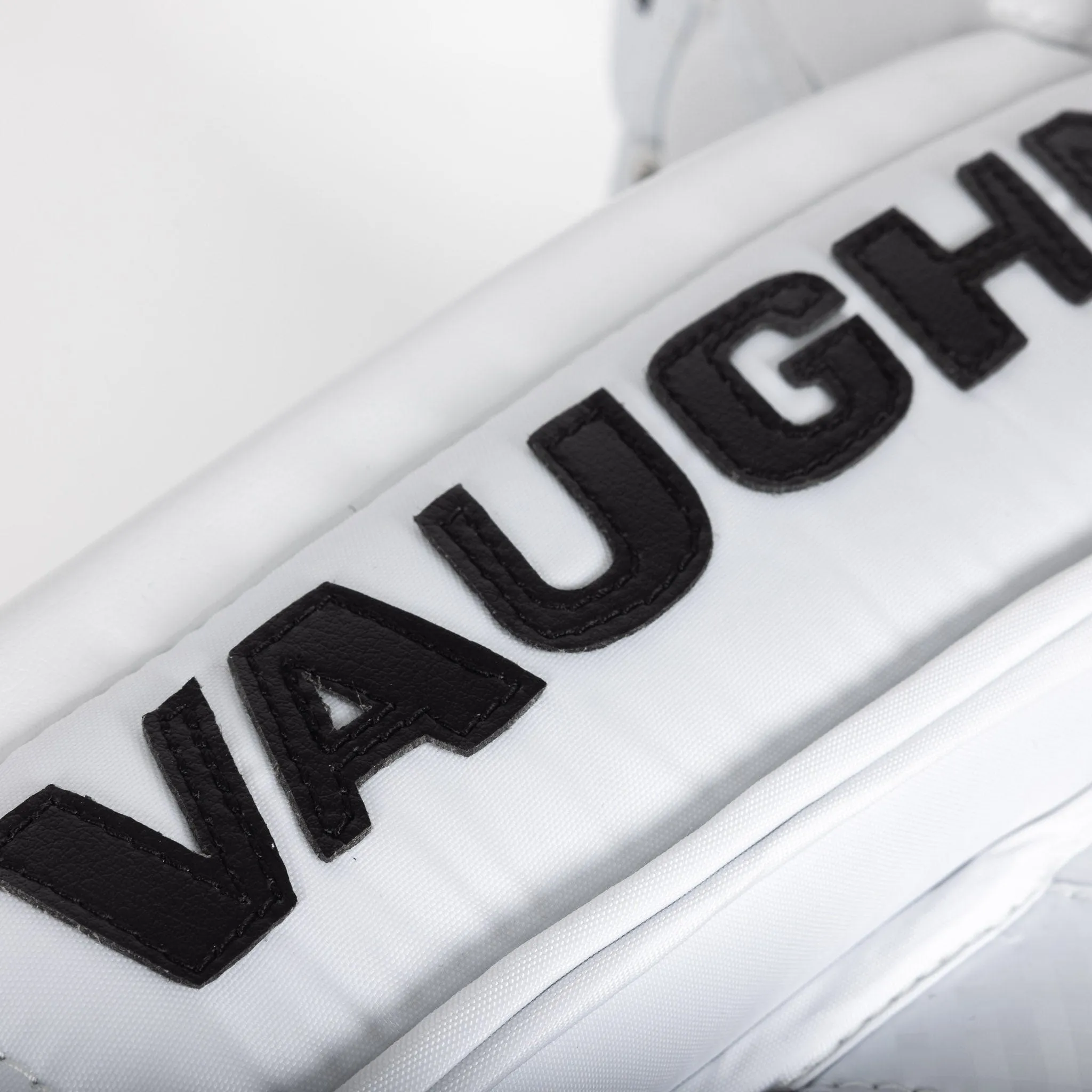 Vaughn Velocity V10 Intermediate Goalie Leg Pads