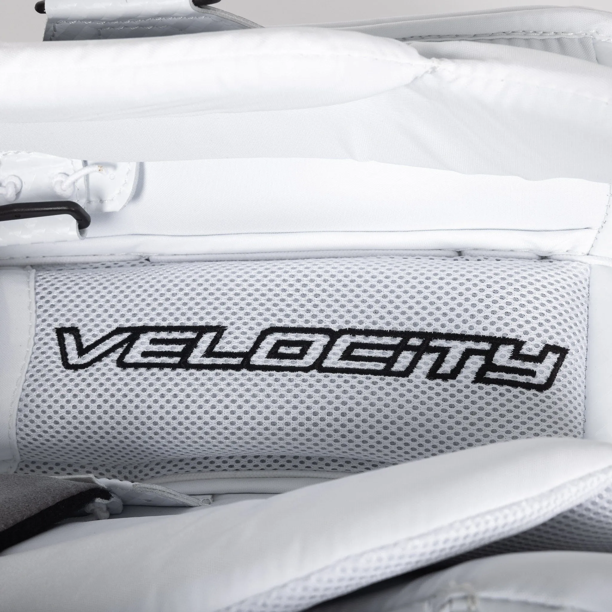 Vaughn Velocity V10 Intermediate Goalie Leg Pads