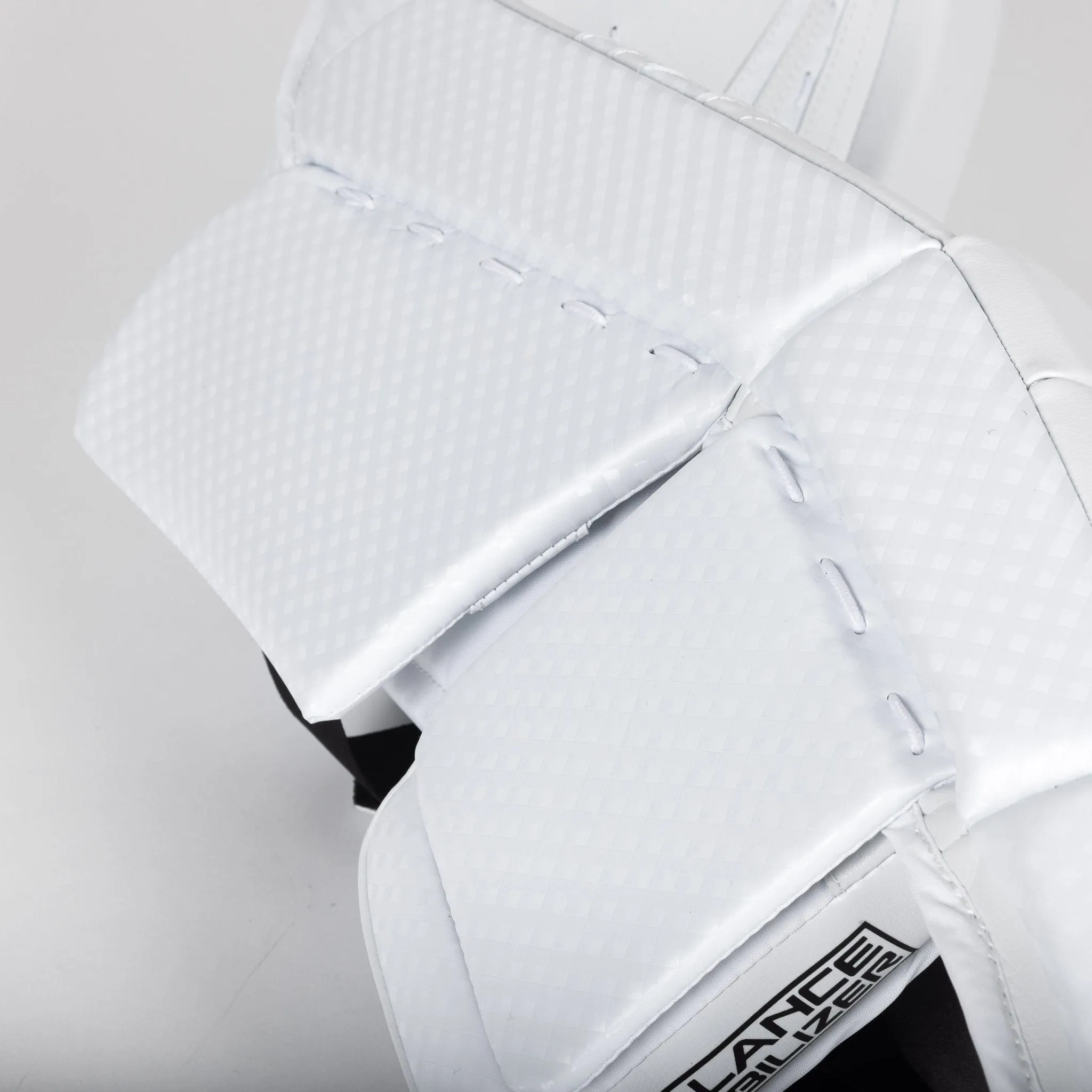 Vaughn Velocity V10 Intermediate Goalie Leg Pads