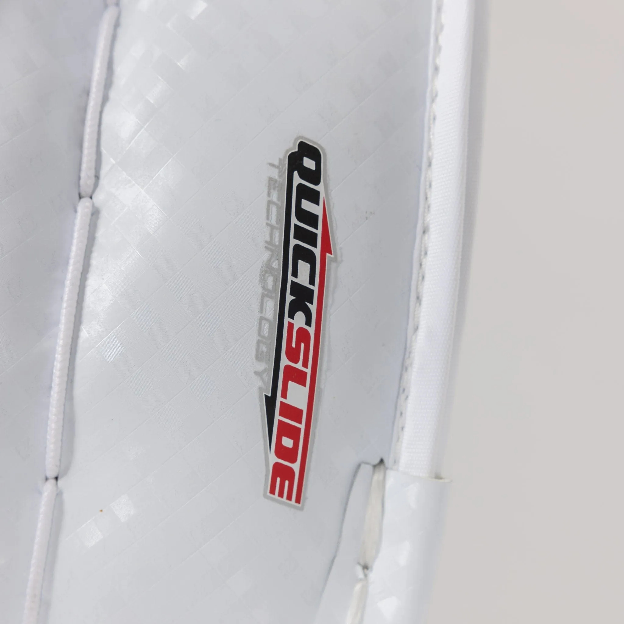 Vaughn Velocity V10 Junior Goalie Leg Pads