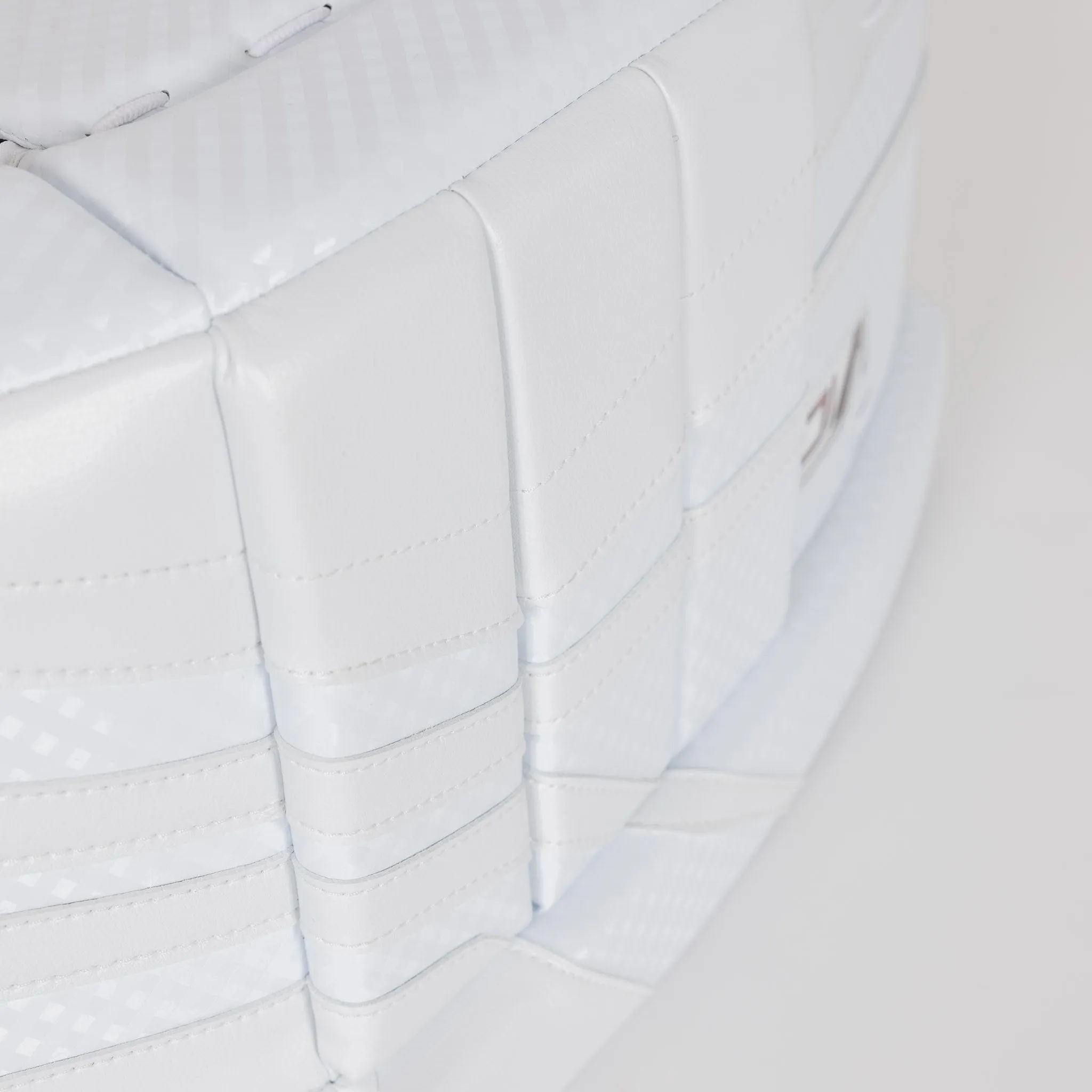 Vaughn Velocity V10 Pro Senior Goalie Leg Pads