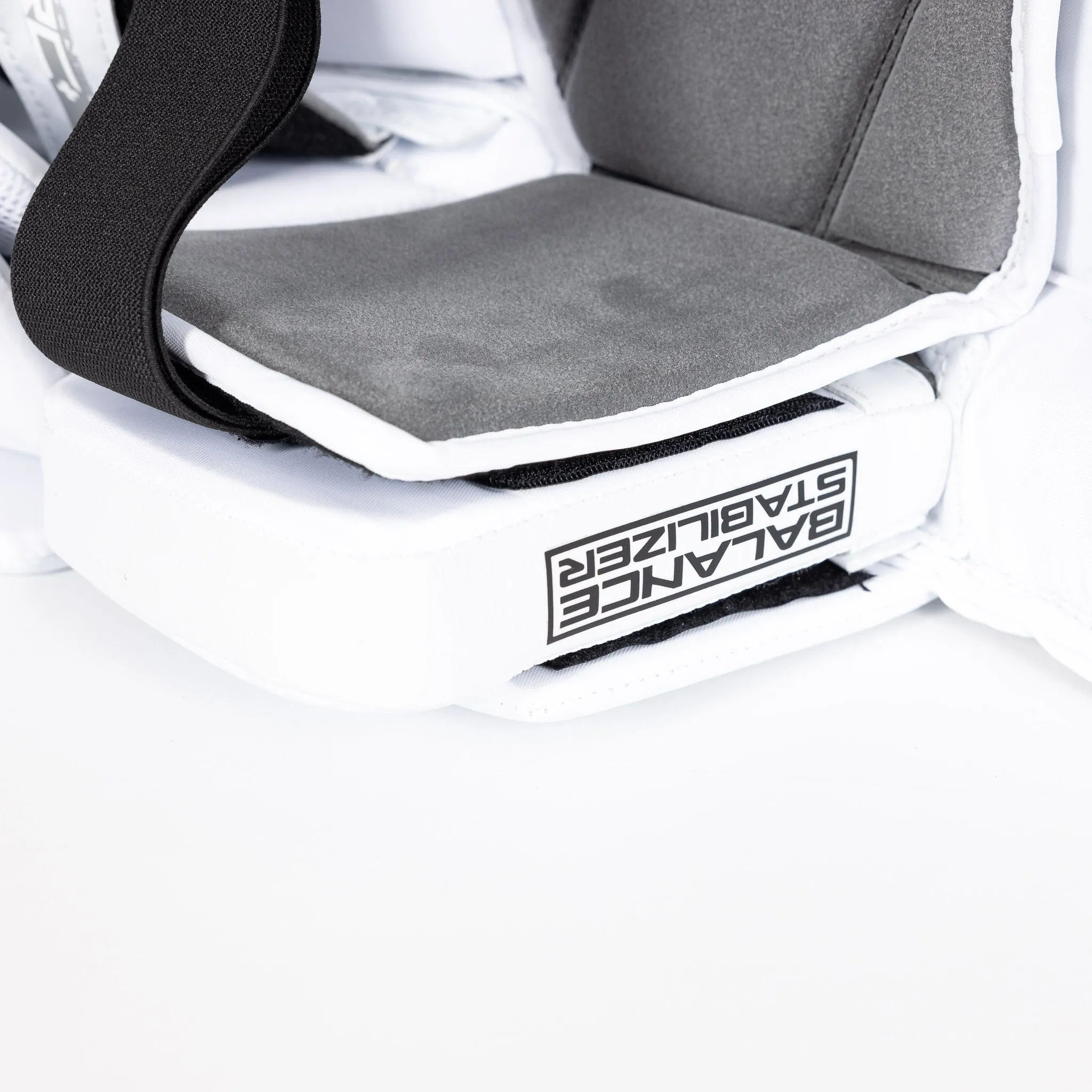 Vaughn Velocity V10 Pro Senior Goalie Leg Pads