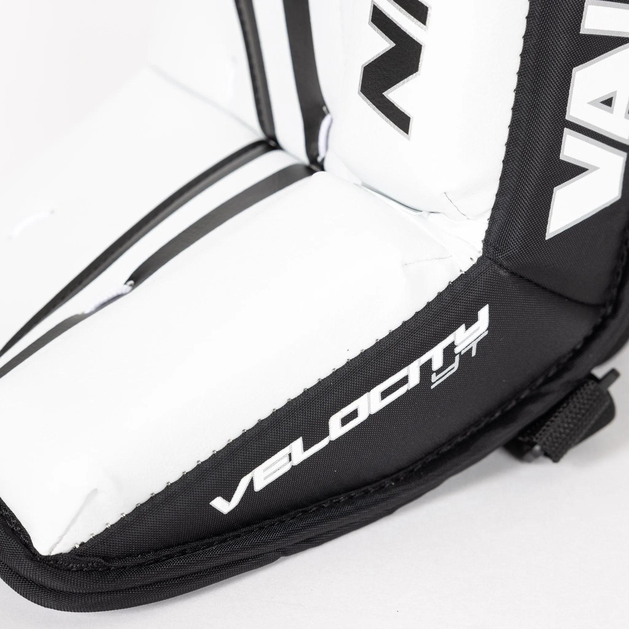 Vaughn Velocity V10 Youth Goalie Leg Pads