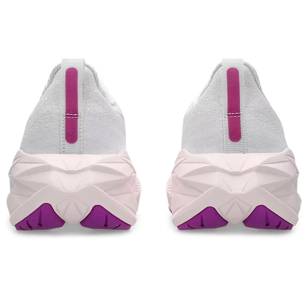 Women's Novablast 4