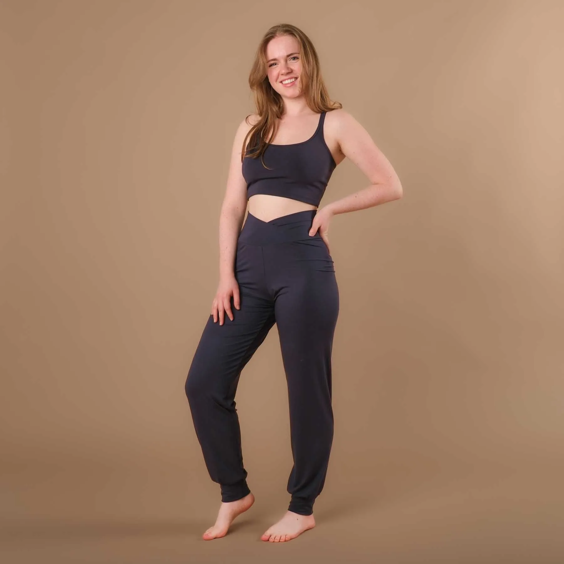 Yoga Hose Viki