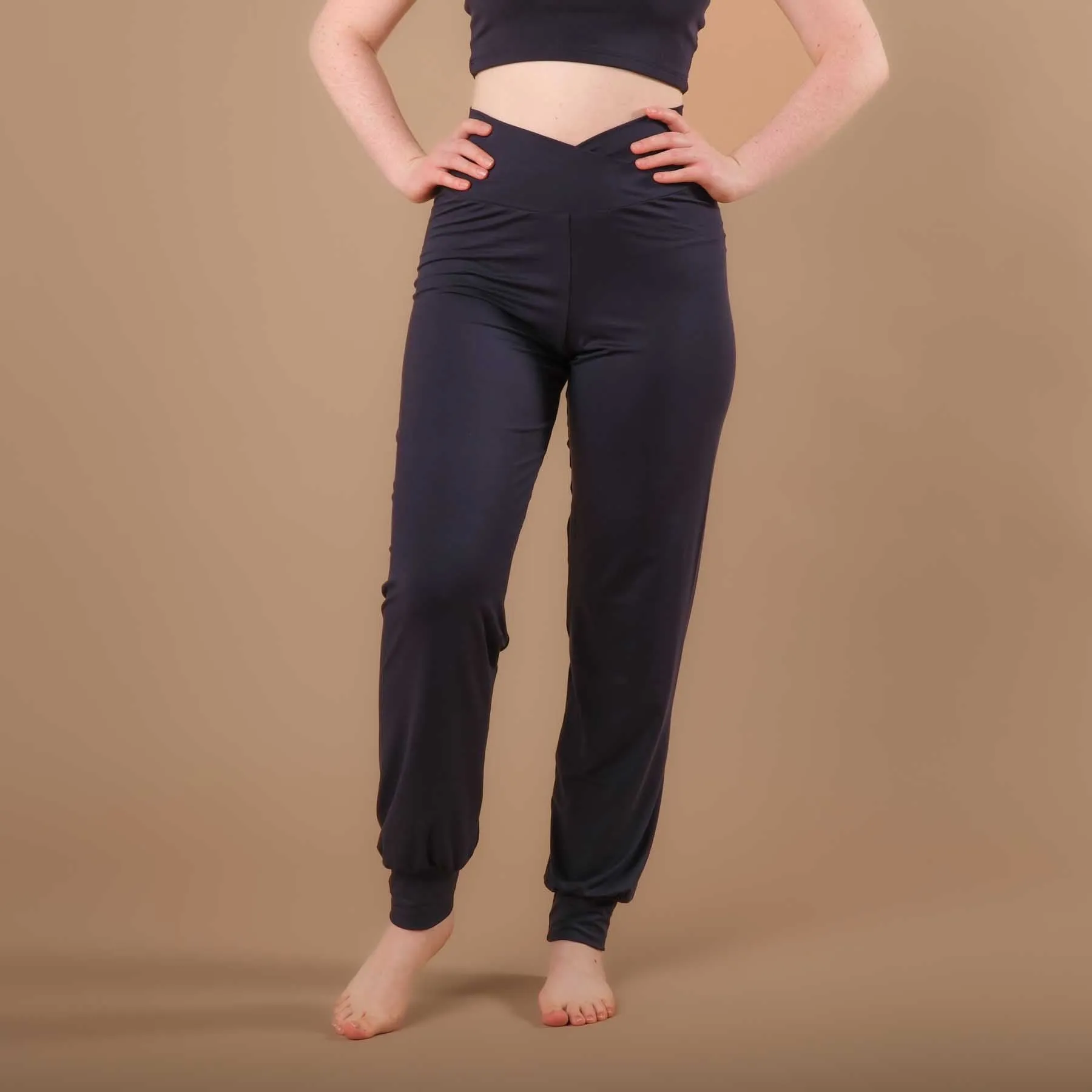 Yoga Hose Viki