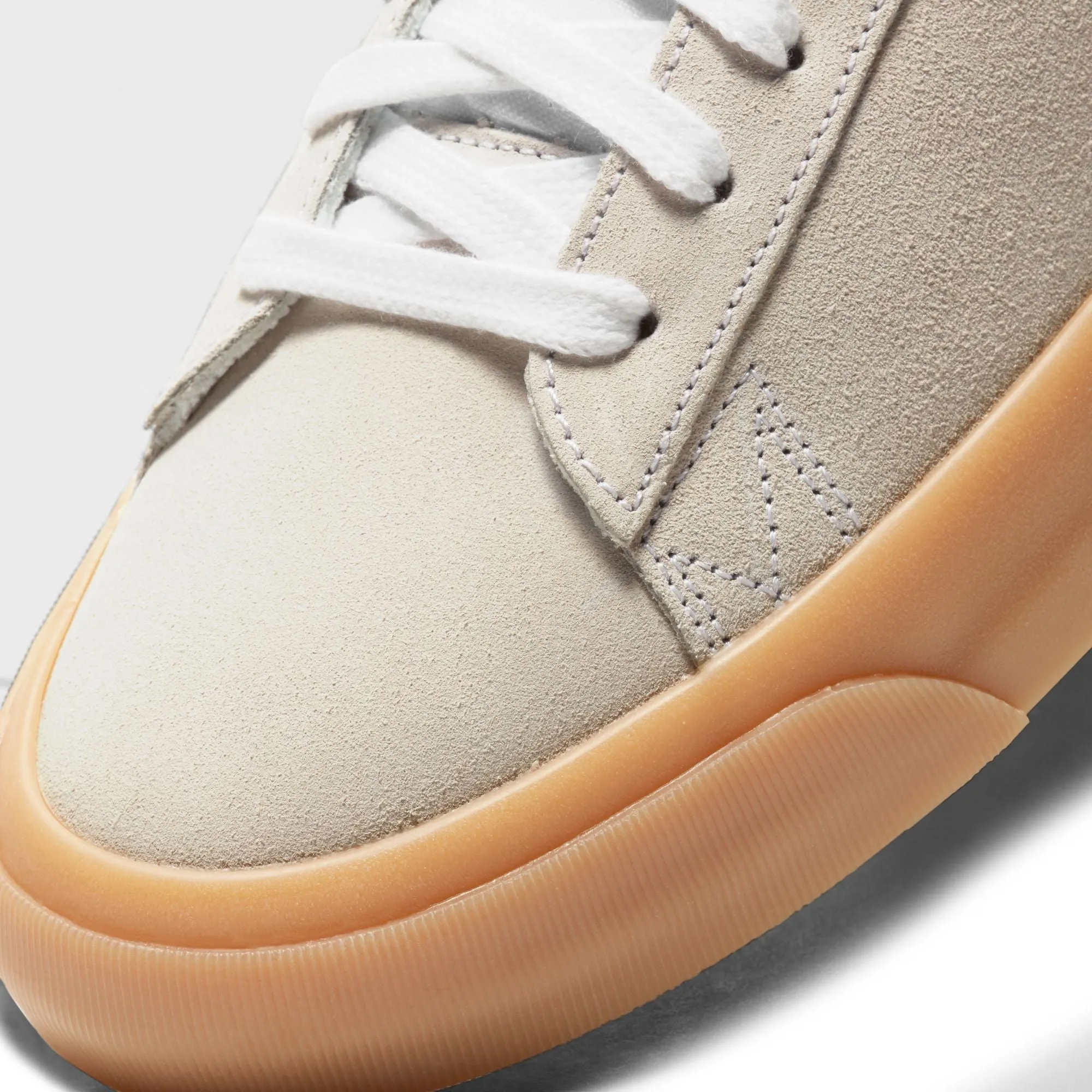 Zoom Blazer Low Pro GT (White/Black/White)